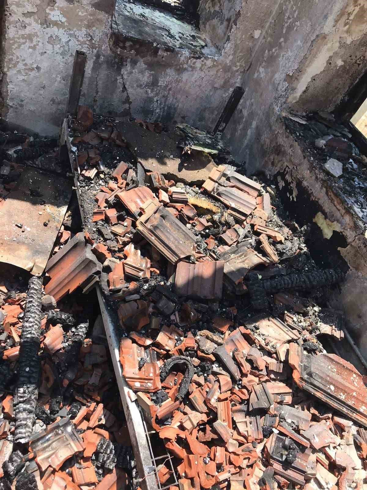 Yalnız yaşayan hasta kadın yangında öldü