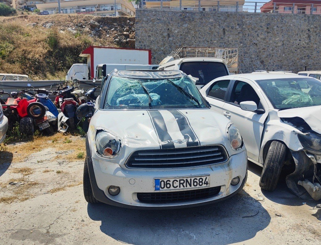 Kuşadası’nda Kurban Bayramı’nın ilk kazası alkollü sürücüden