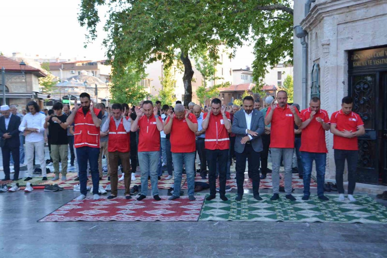 Balıkesir bayram namazında Zağnospaşa’da buluştu