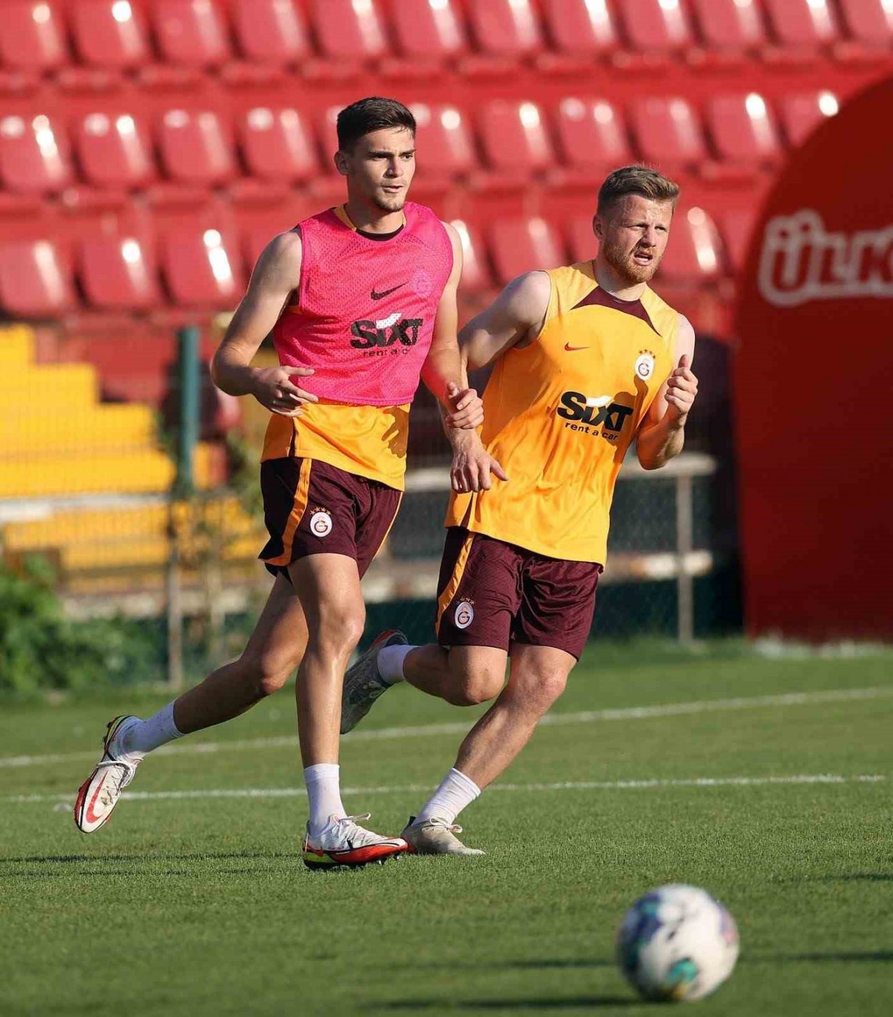 Galatasaray, yeni sezon hazırlıklarını sürdürdü