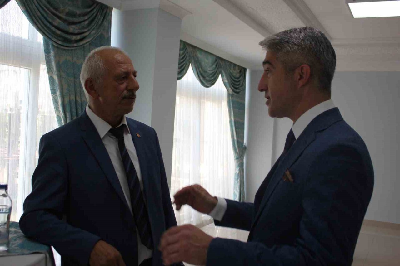 Marmaris Kaymakamı Aksoy, ilçe protokolü ile bayramlaştı