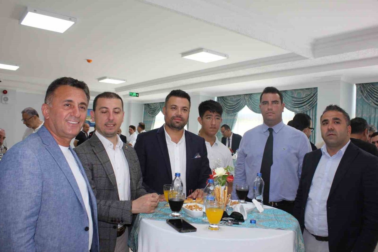 Marmaris Kaymakamı Aksoy, ilçe protokolü ile bayramlaştı