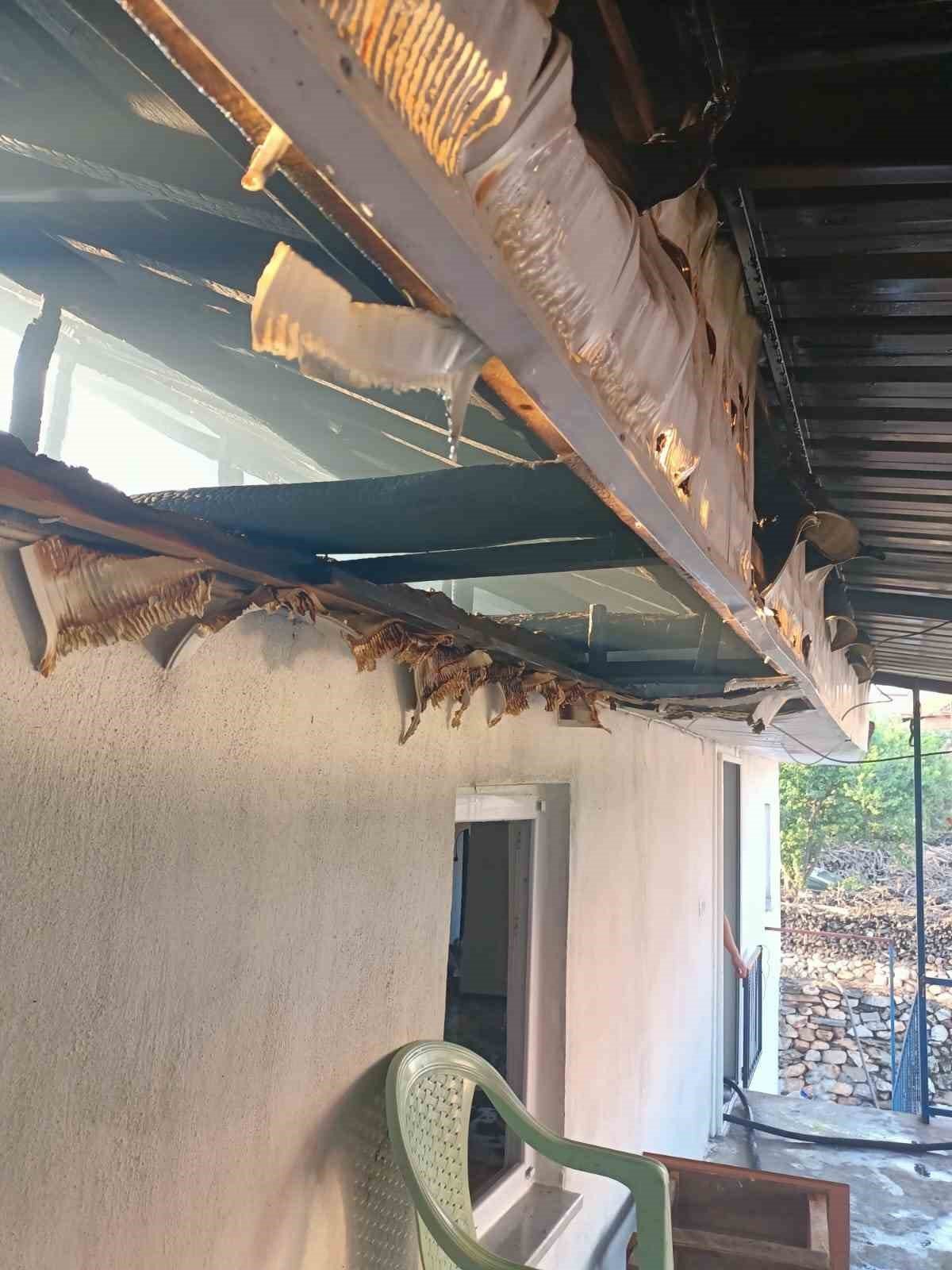 Ocakta unutulan kızartma yağı yangın çıkarttı