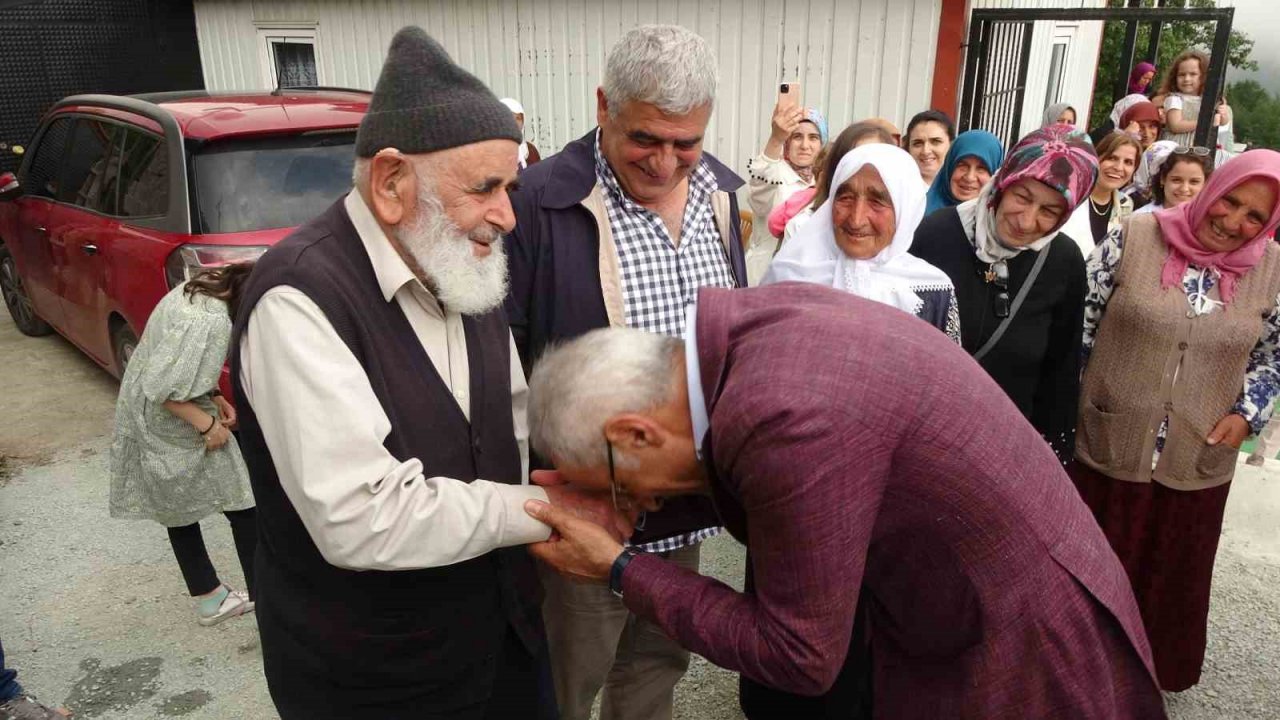 Bakan Uraloğlu: “Allah’ın izniyle bu yükler bize vız gelir”