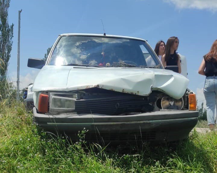 Çorum’da 3 araç birbirine girdi: 1 yaralı