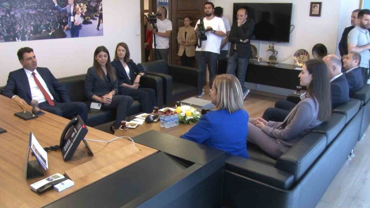 CHP’den İYİ Parti’ye bayram ziyareti