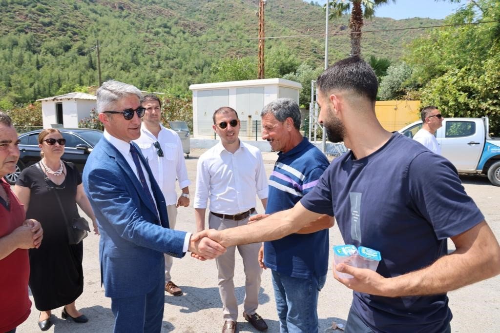 Başkan Oktay, kurban kesim yerlerini ziyaret etti