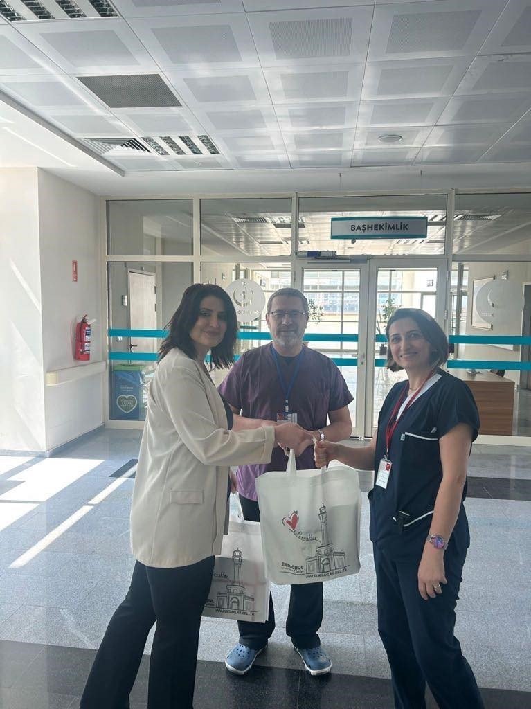 Pursaklar Belediyesi’nden Devlet Hastanesine bayram ziyareti