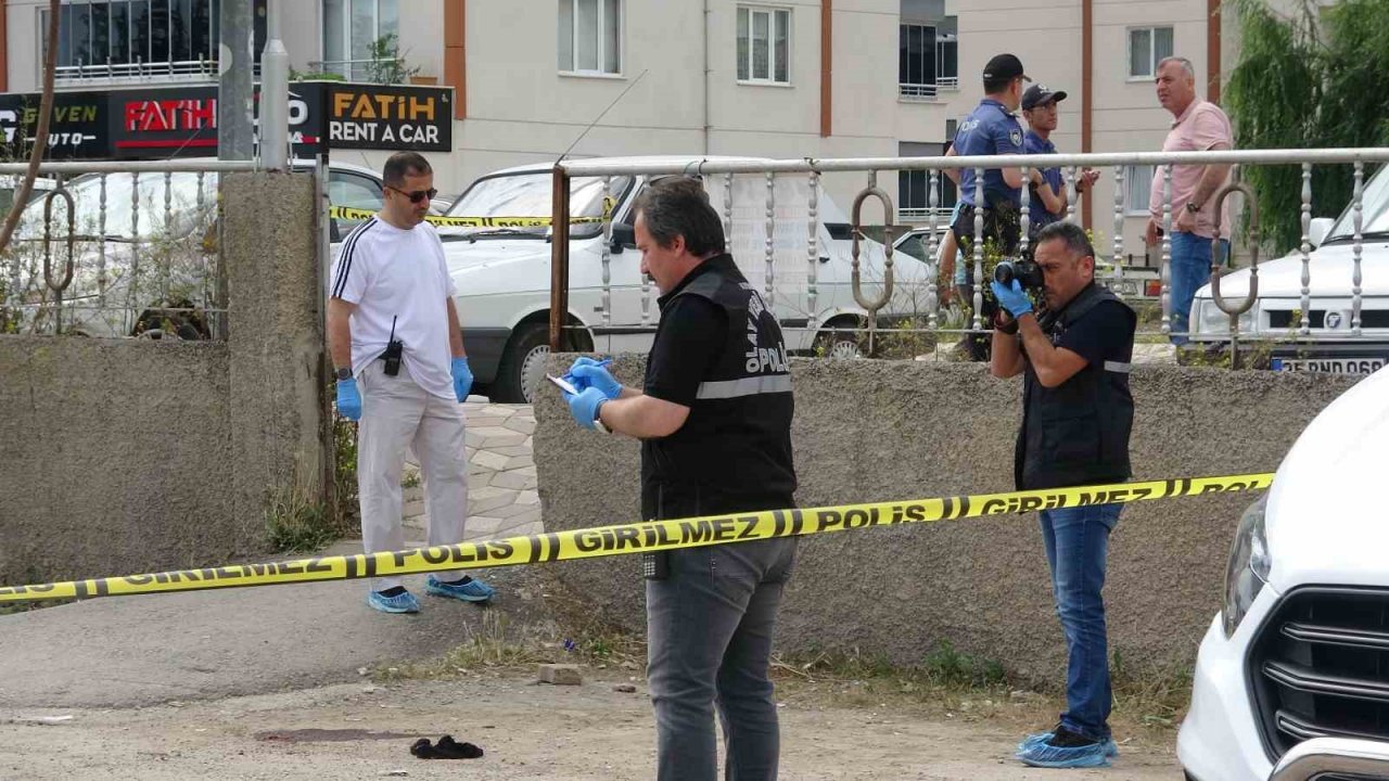 Önce bıçakla yaraladı, ardından av tüfeğiyle vurdu