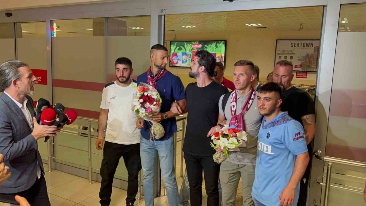 Trabzonspor’un yeni transferleri Orsic ve Fernandez’e coşkulu karşılama