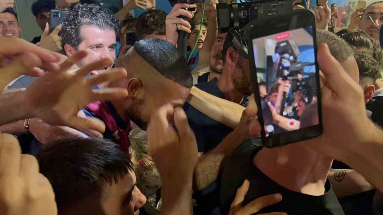 Trabzonspor’un yeni transferleri Orsic ve Fernandez’e coşkulu karşılama