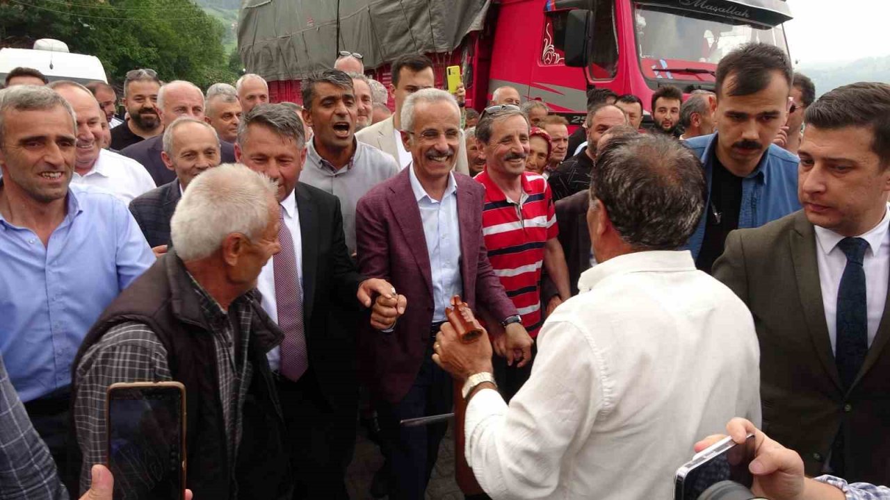 Bakan Uraloğlu: “Allah’ın izniyle bu yükler bize vız gelir”