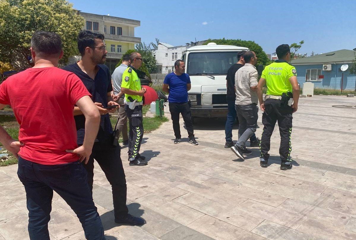 İki grup arasında silahlı kavga