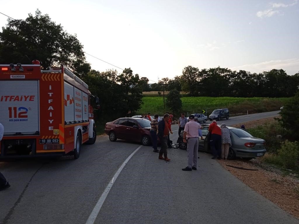 Kafa kafaya çarpıştılar: 1 kişi hayatını kaybetti