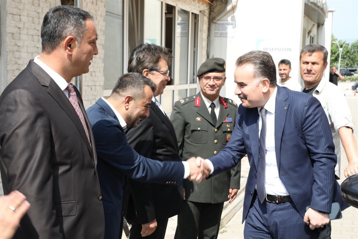 Edremit’te Kurban Bayramı bayramlaşma programı