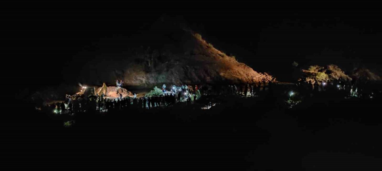 Sason Çayı’na giren 3 çocuk kayboldu: 1 çocuğun cansız bedenine ulaşıldı