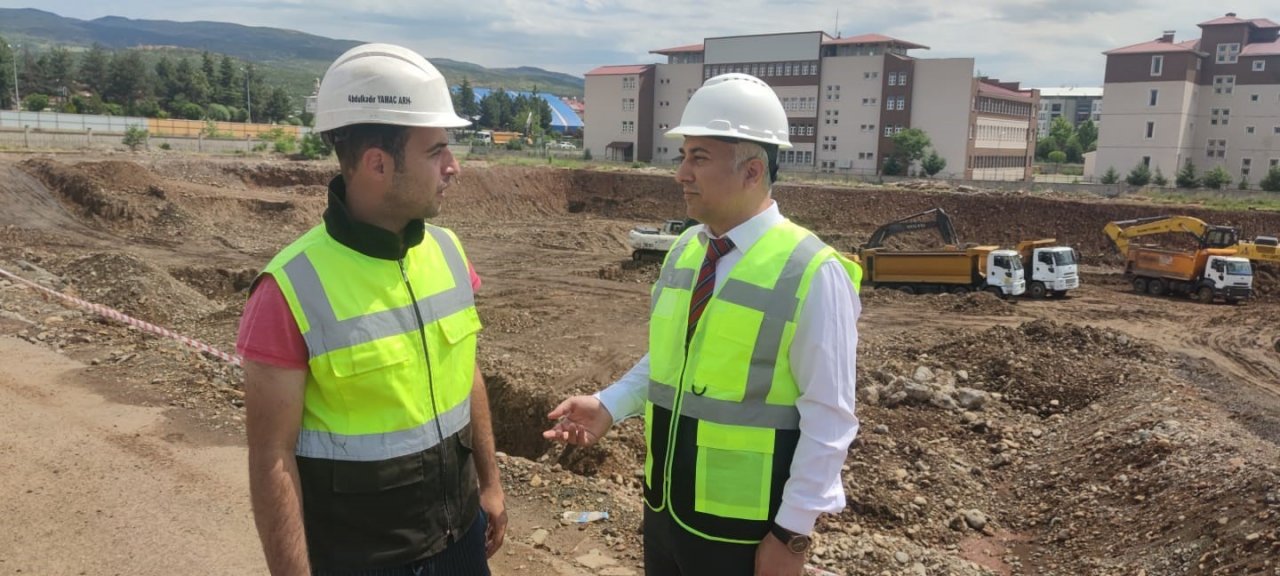 Bingöl’deki 500 yataklı devlet hastanesi kazı çalışmaları devam ediyor