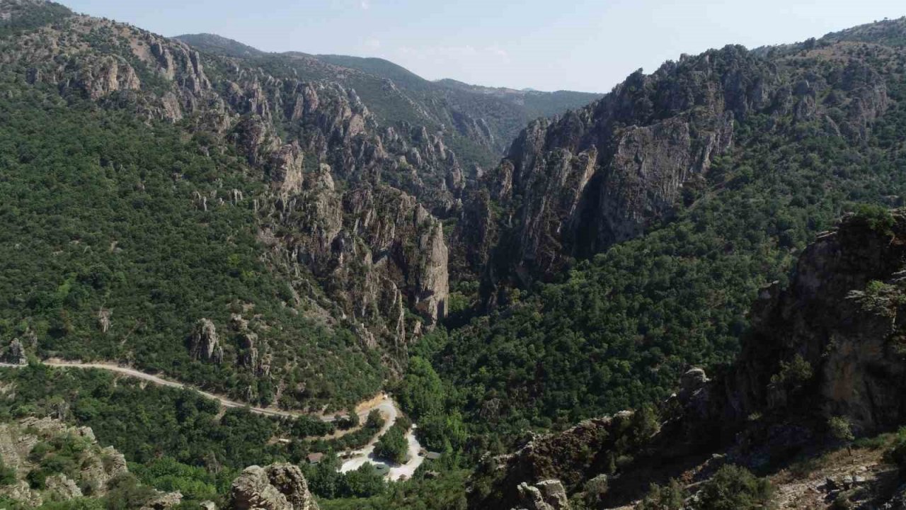 Yılda 40 bin kişi bu kanyonu görmek için yollara düşüyor