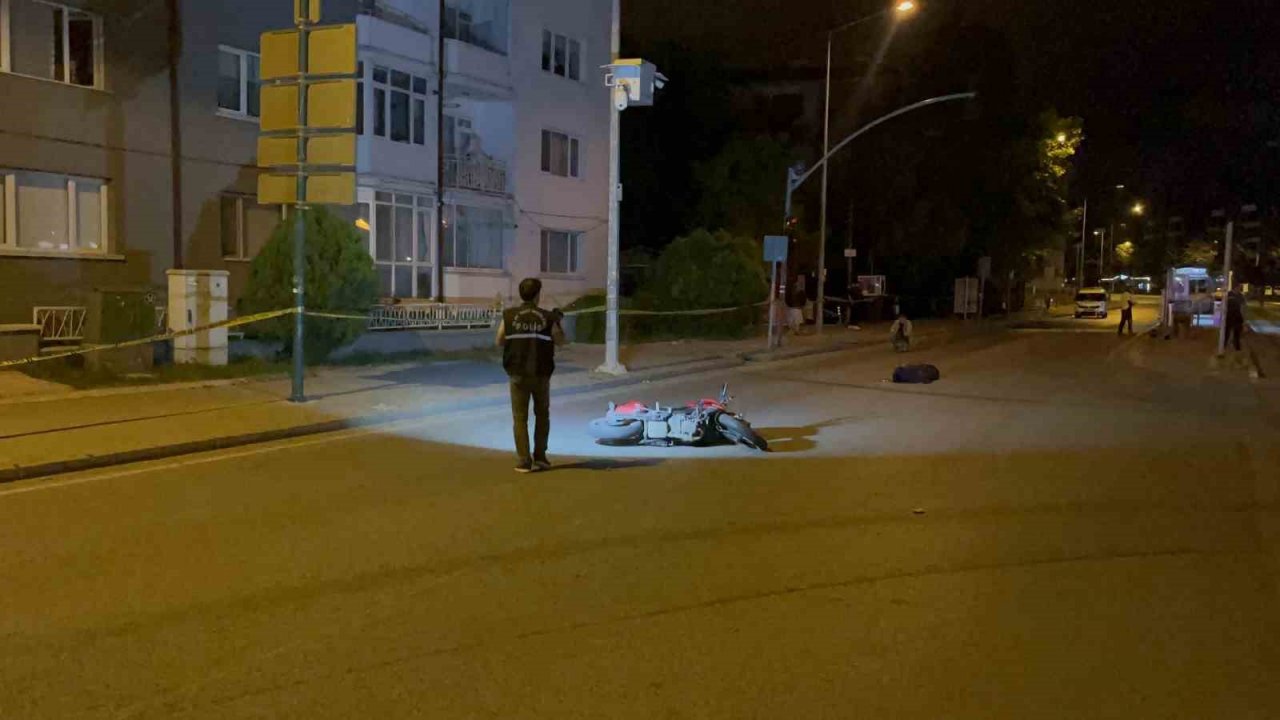 Motosiklet kazasında 18 yaşındaki genç kız hayatını kaybetti