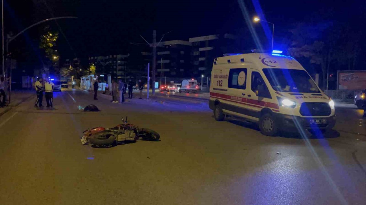 Motosiklet kazasında 18 yaşındaki genç kız hayatını kaybetti