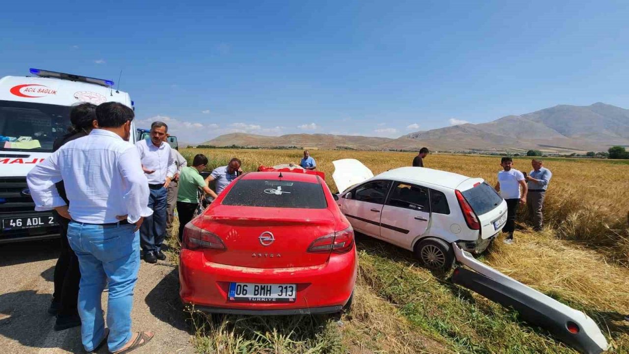 Kahramanmaraş’ta trafik kazası: 3’ü ağır 10 yaralı