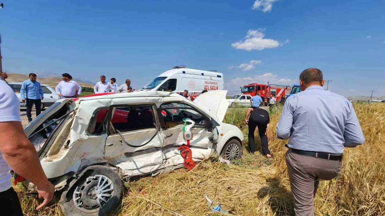 Kahramanmaraş’ta trafik kazası: 3’ü ağır 10 yaralı