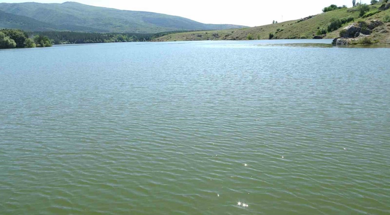 Denizi olmayan Kütahya’da ’Tekne turu’ keyfi