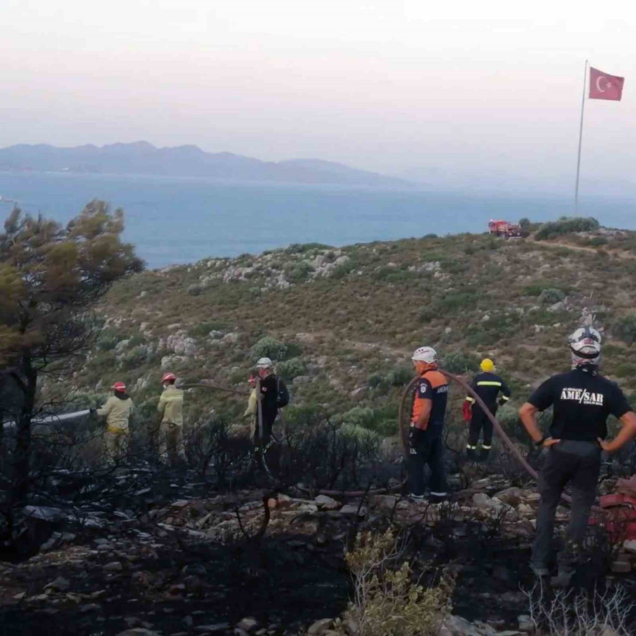 MAG AME gönüllüleri Datça yangını söndürülmesine katkı verdi