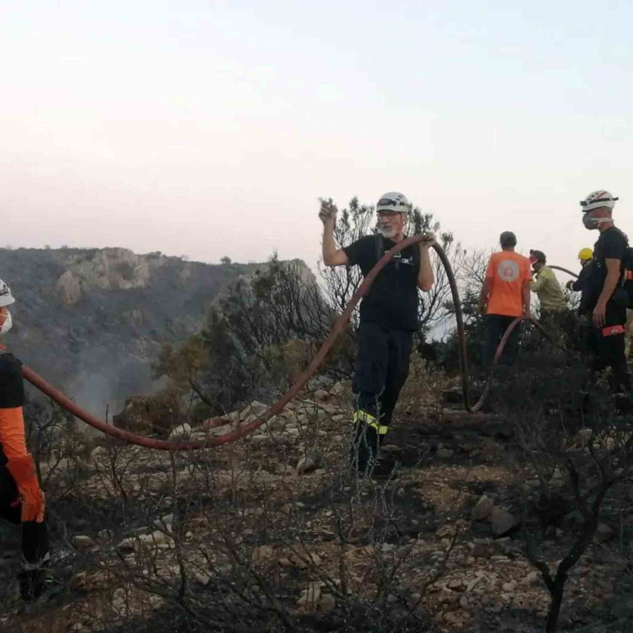 MAG AME gönüllüleri Datça yangını söndürülmesine katkı verdi