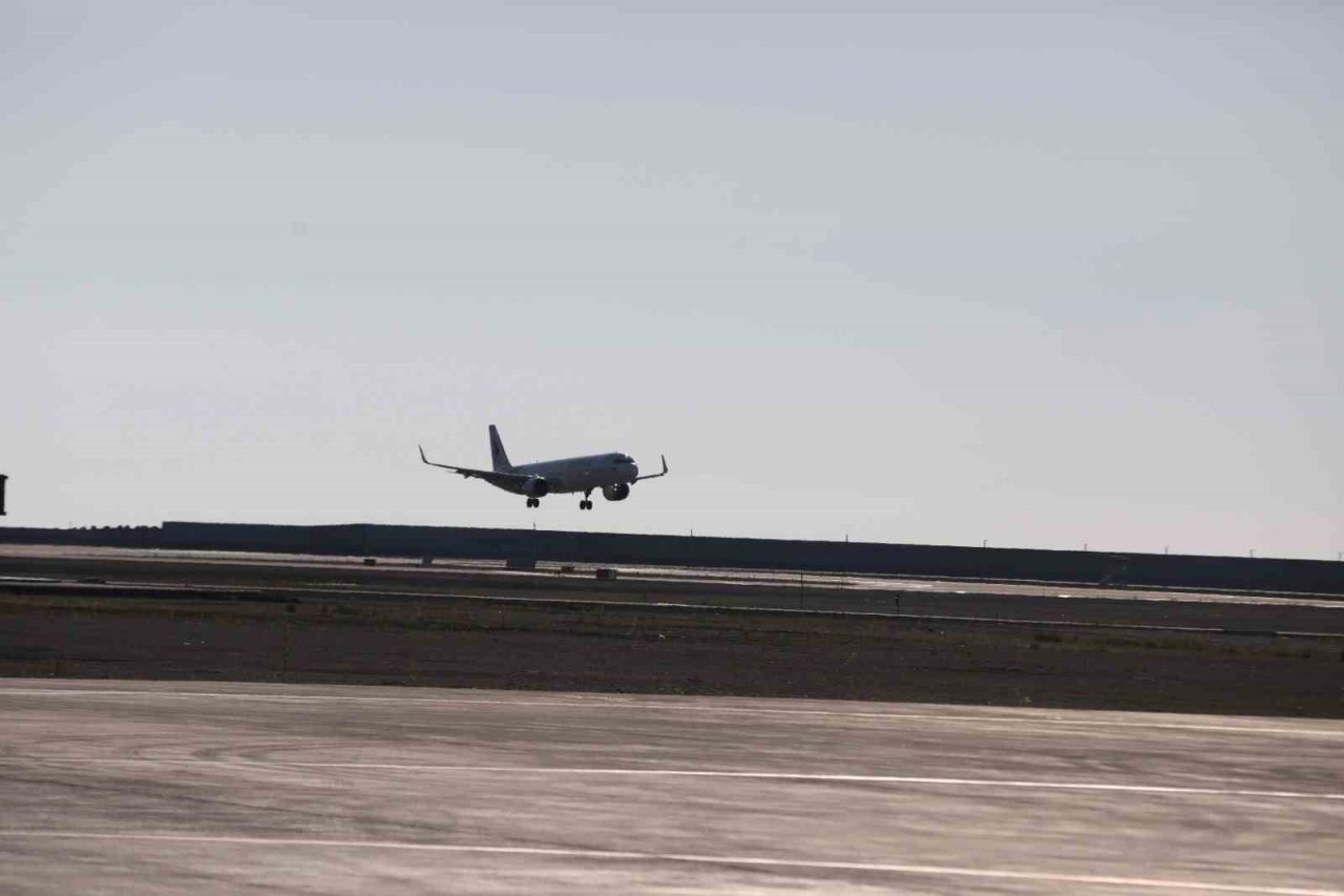 Rize-Artvin Havalimanına uluslararası ilk uçuş gerçekleştirildi