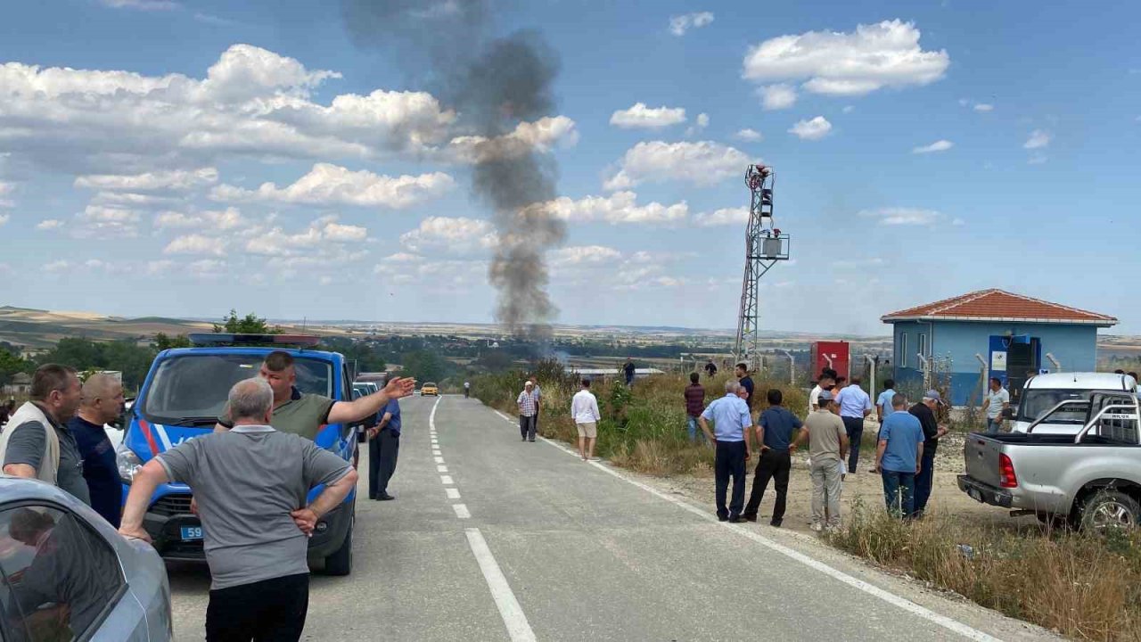 47 dönüm buğday tarlası 10 dakikada cayır cayır yandı