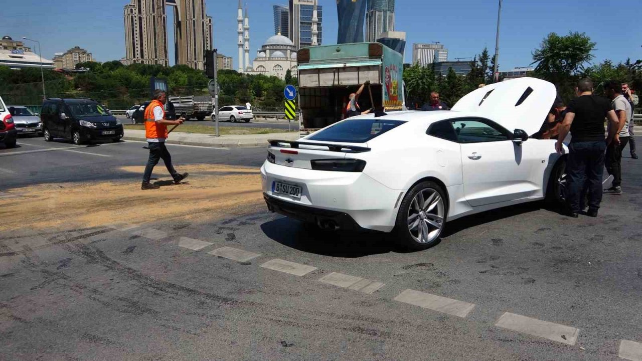 Ataşehir’de kırmızı ışık ihlali kazası: 1 yaralı