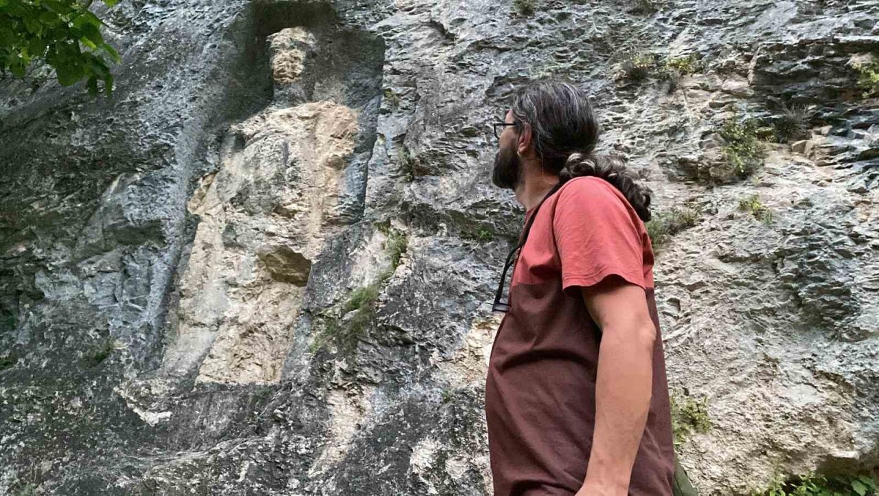 2 bin yıllık Kibele kabartmasını görmeye gelenler hüsranla karşılaşıyor