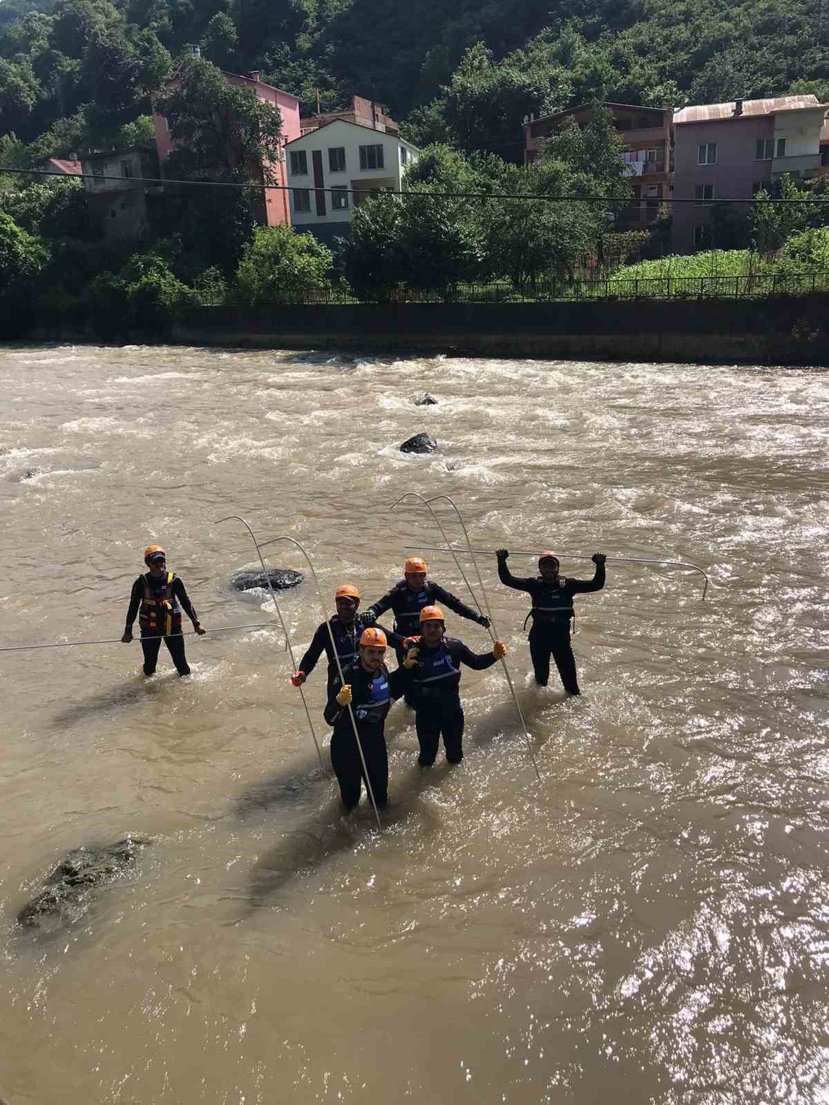 Selda kaybolan şahsı arama çalışmalarında umutlar tükeniyor