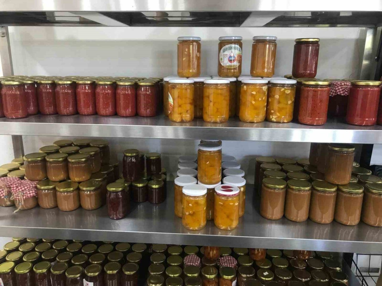 Iğdır’ın yöresel ürünleri sofralarla buluşuyor