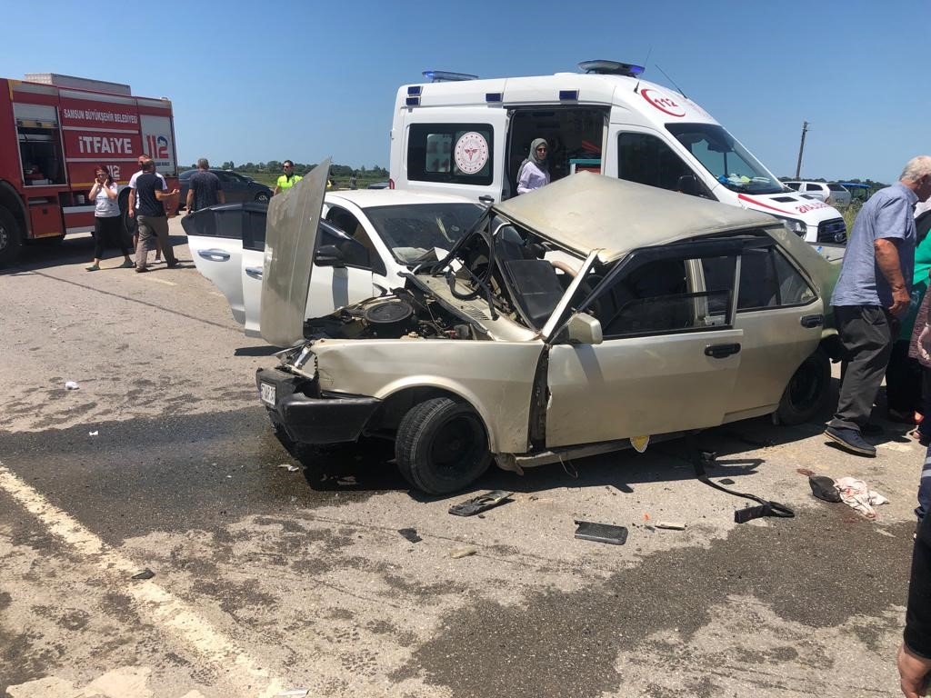 Alaçam’da kaza: 1’i ağır 9 yaralı