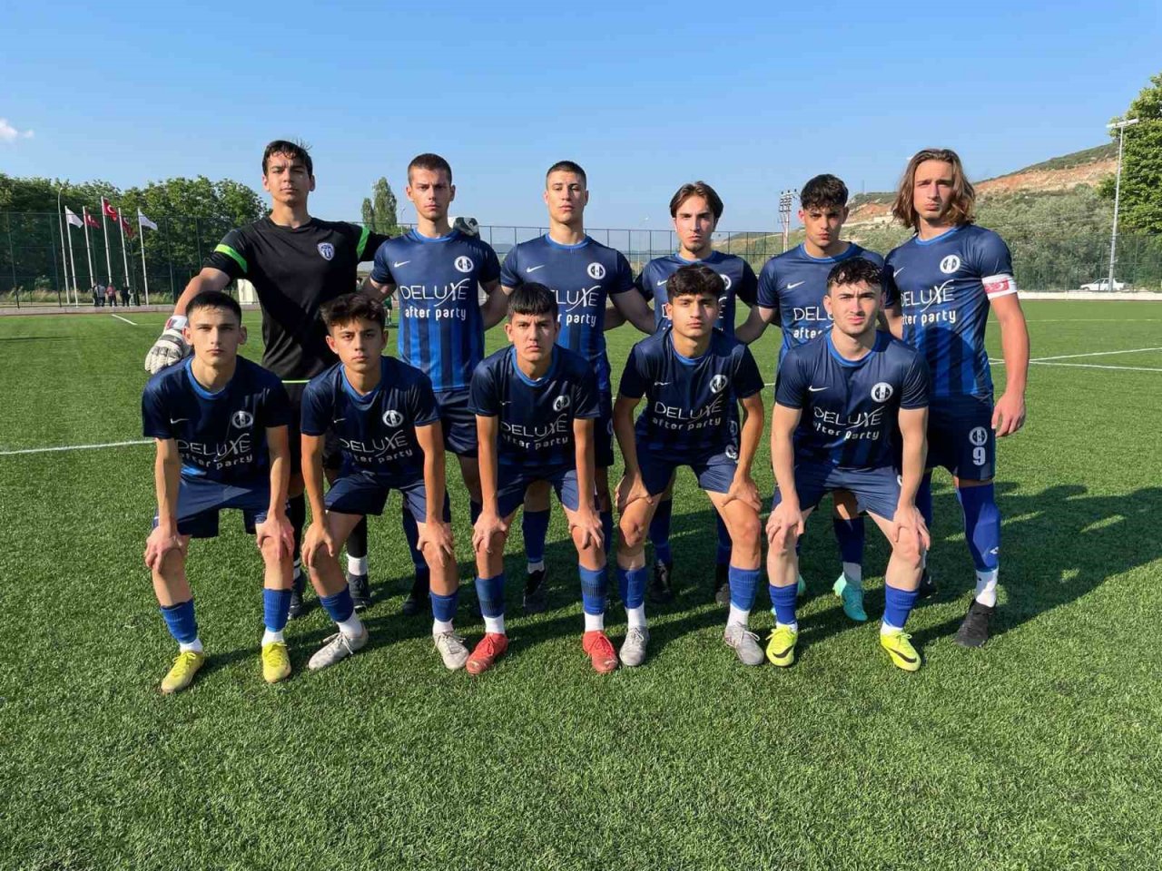 U17 Türkiye Şampiyonası ikinci kademe şampiyonu Bursa Yeni Karamanspor oldu