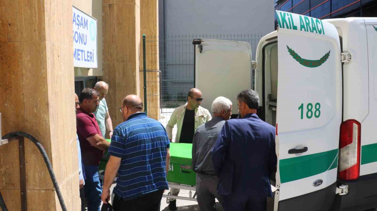 Yozgat’ta trafik kazası: Karı-koca ölüme beraber gitti