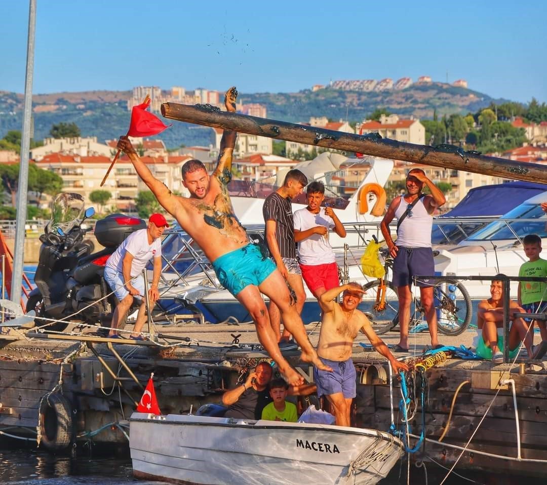 1 Temmuz Denizcilik ve Kabotaj Bayramı Erdek’te kutlandı