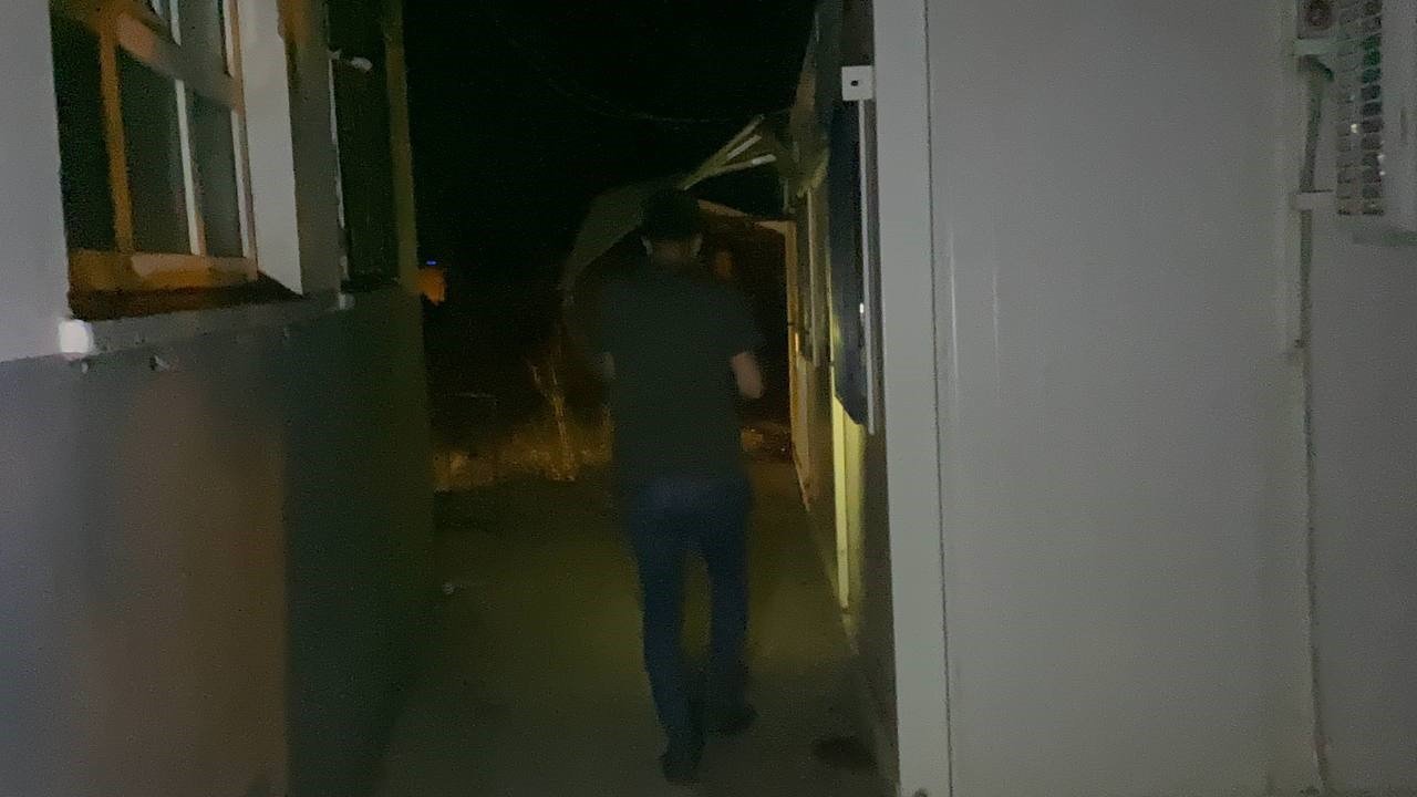 Okul bahçesine uyuşturucu denetimi