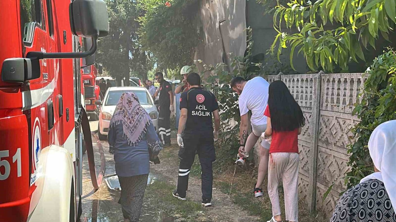 Su ısıtıcısı evi yaktı: 1 yaralı