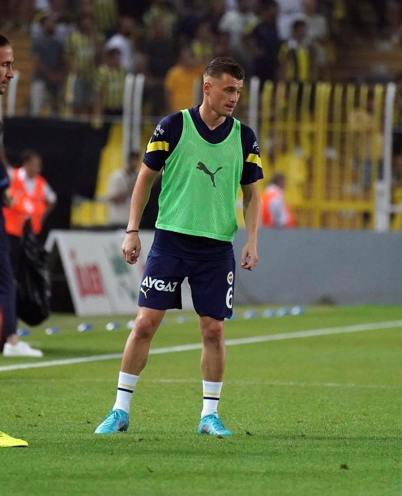 Fenerbahçe’de Pelkas, Alioski ve Berisha ile yollar ayrıldı