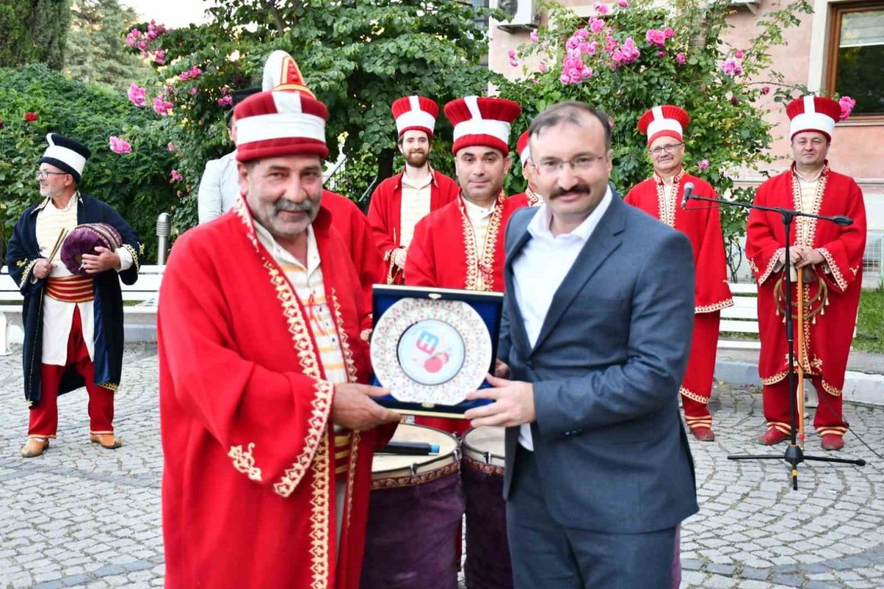 Gazi Emet Yöresel Ürünler ve El Sanatları Festivali başladı