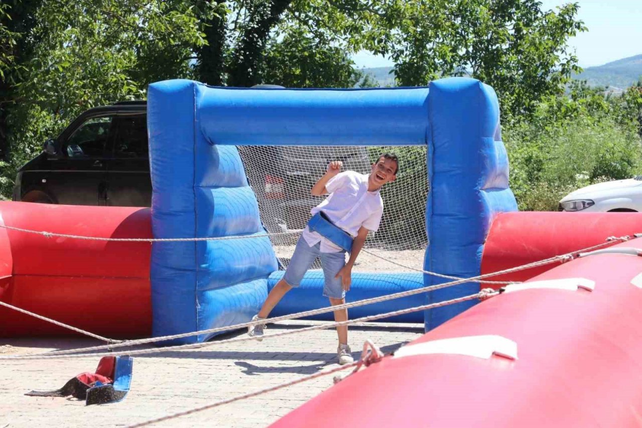 Şenlikten çocuk sesleri yükseldi