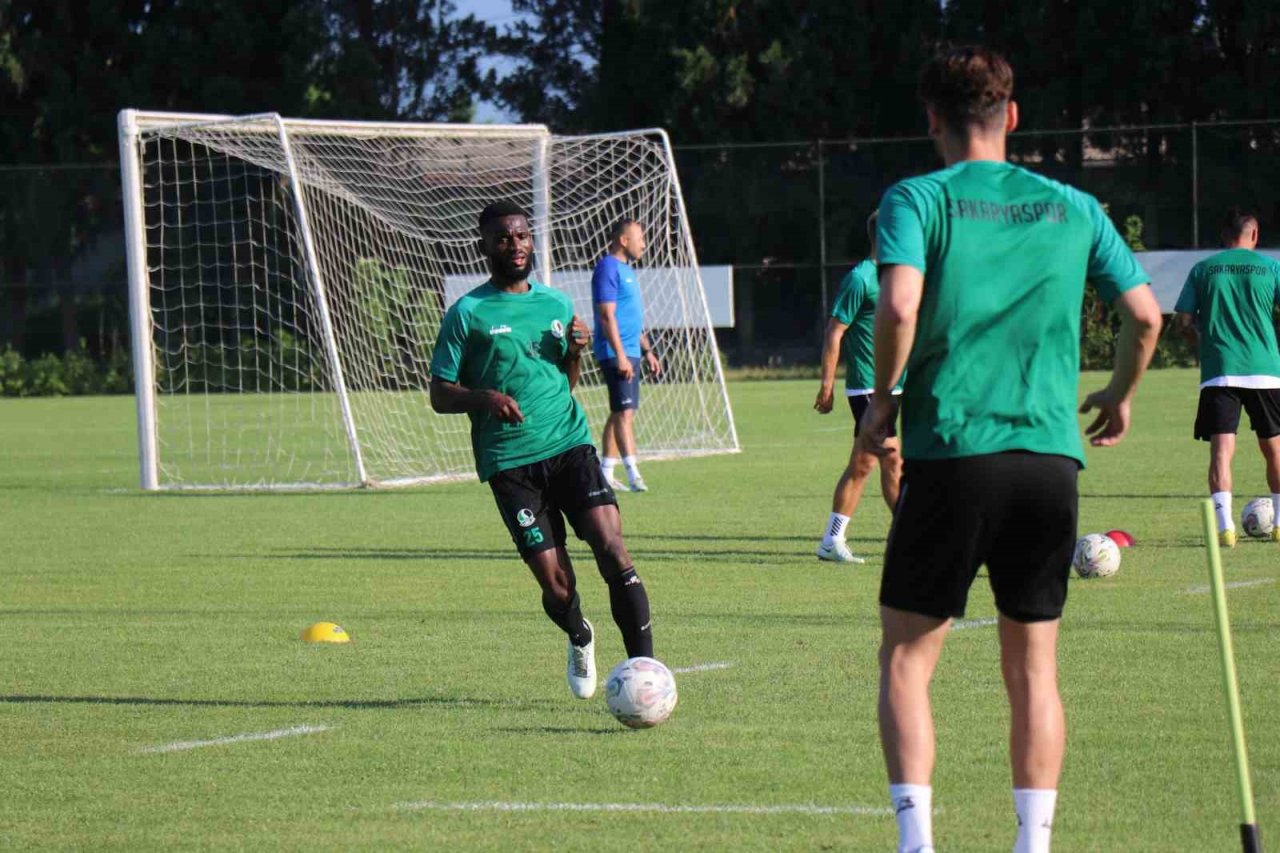 Sakaryaspor yeni sezon için hazırlıklara başladı