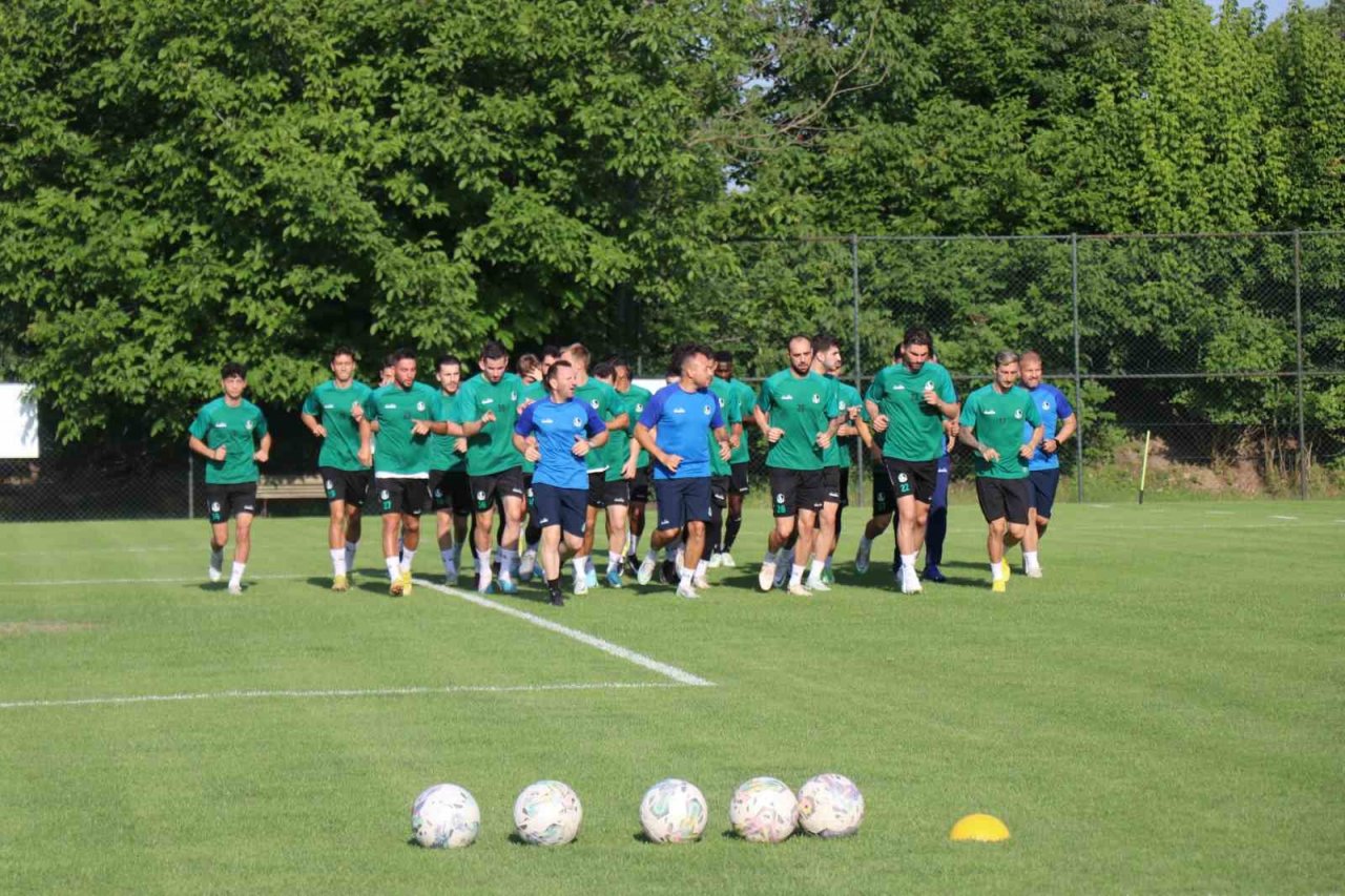 Sakaryaspor yeni sezon için hazırlıklara başladı