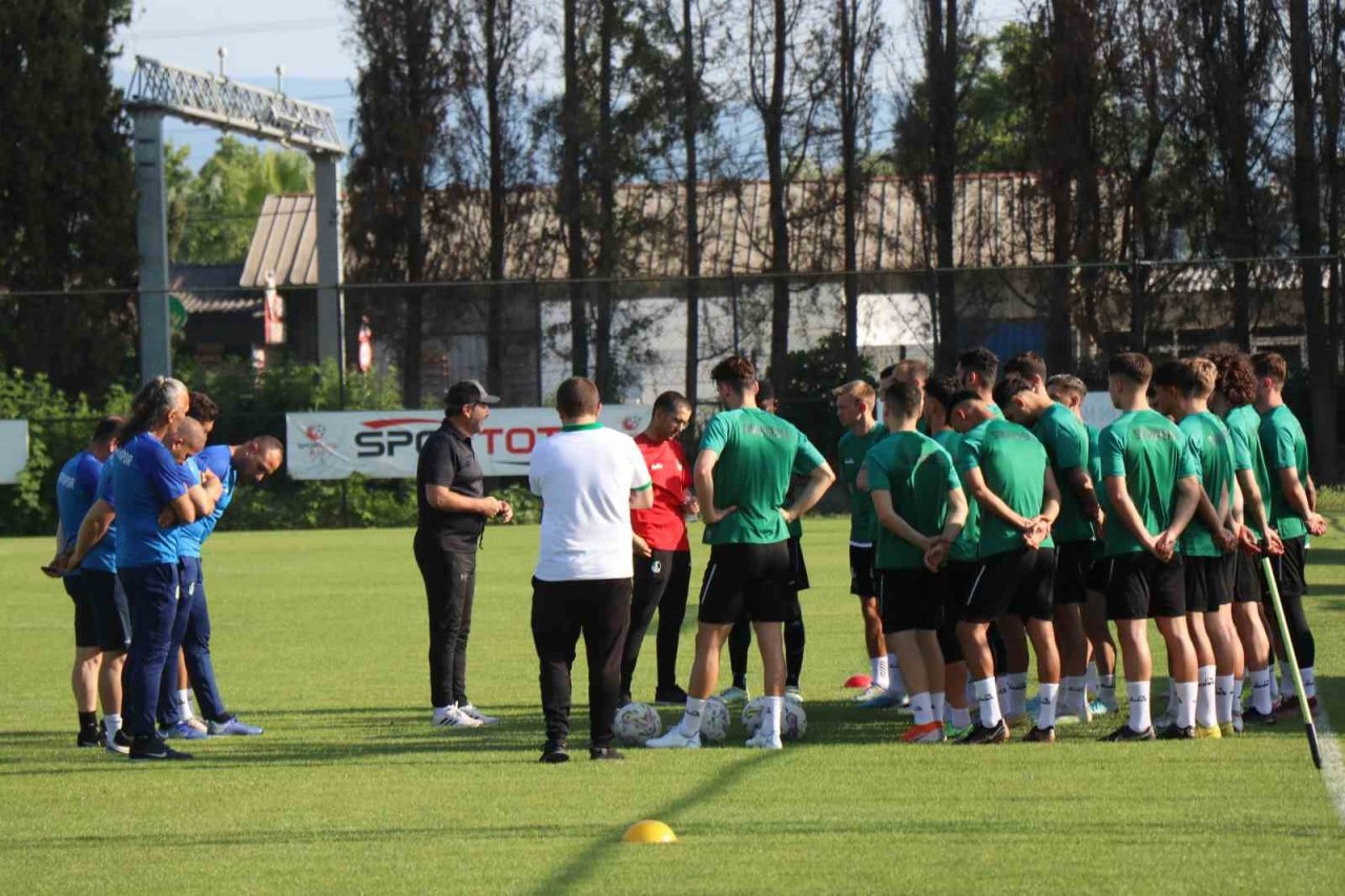 Sakaryaspor yeni sezon için hazırlıklara başladı