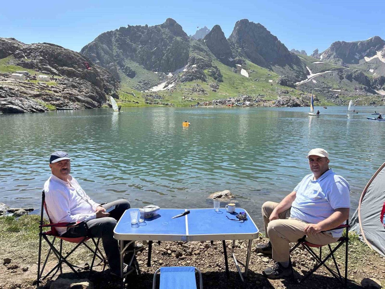 Yüksekova’da ’5. Cilo Fest’ 2. gününde de vatandaşların akınına uğruyor