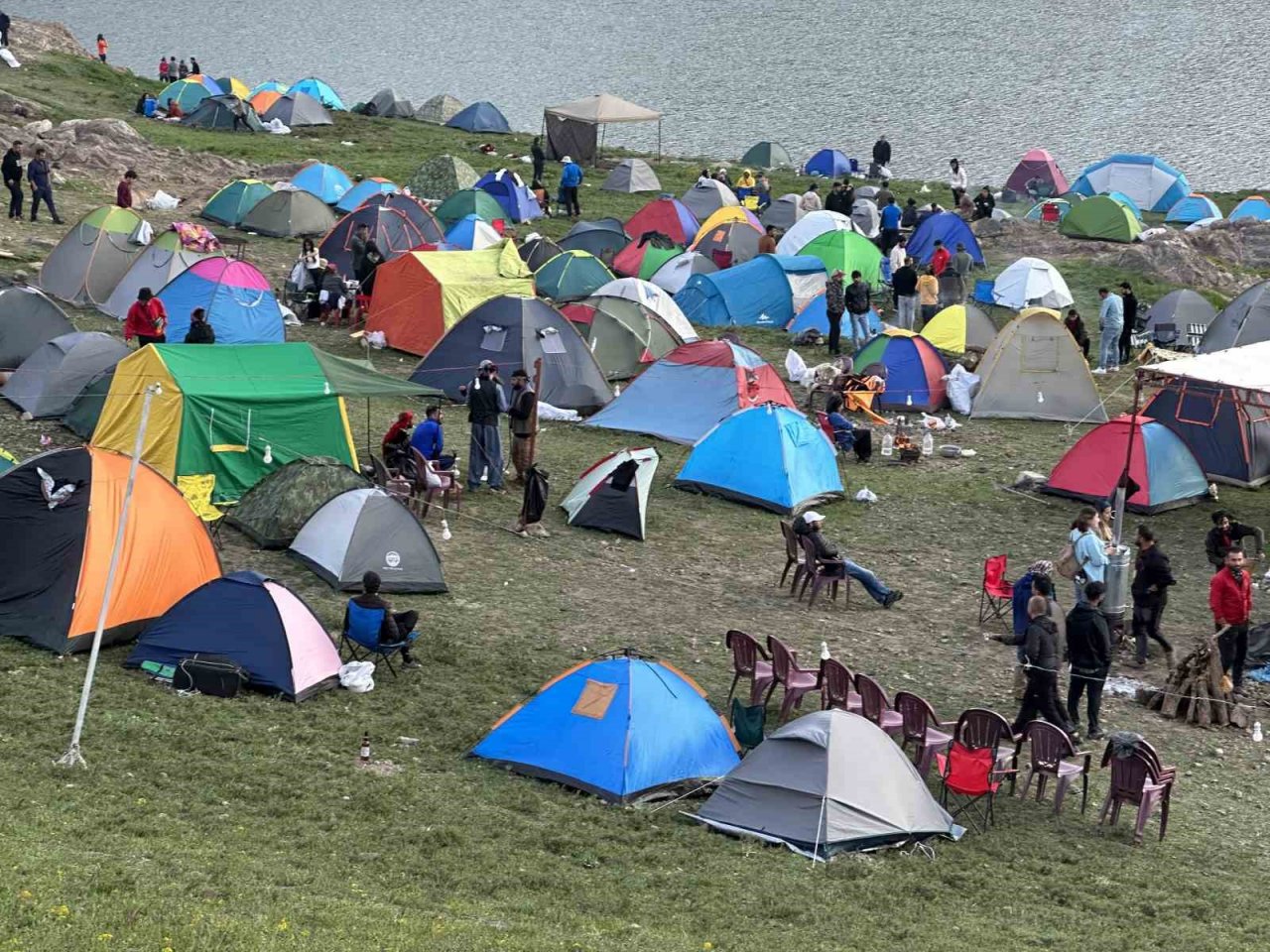 Yüksekova’da ’5. Cilo Fest’ 2. gününde de vatandaşların akınına uğruyor