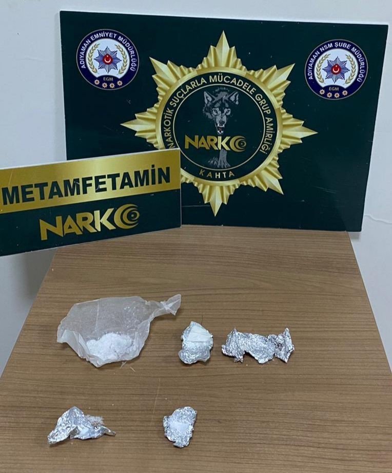 Adıyaman polisi uyuşturucu tacirlerine göz açtırmıyor